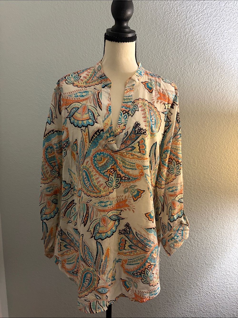 Van Heusen Cream Paisley Split-Neck Tunic with Teal and Orange Accents